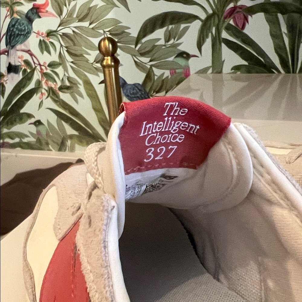 New balance women size 6 sneakers - Picture 6 of 6